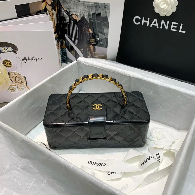 Chanel Chain Strap Handbag for Everyday UseChanel -Bags - CHL Bags - 1008