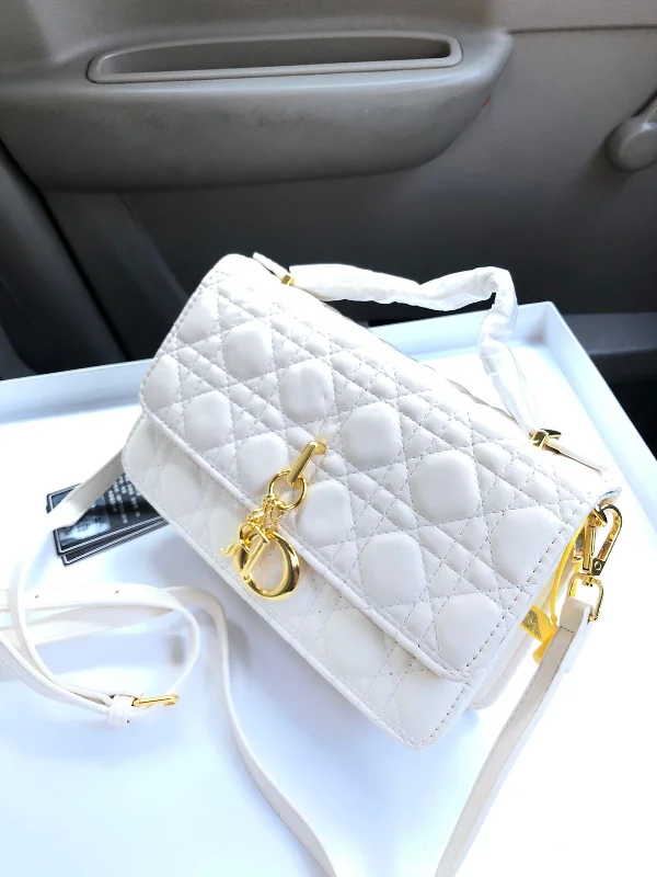 New Arrival AAA Quality Dior Stylish Bag with Long Strap (white)