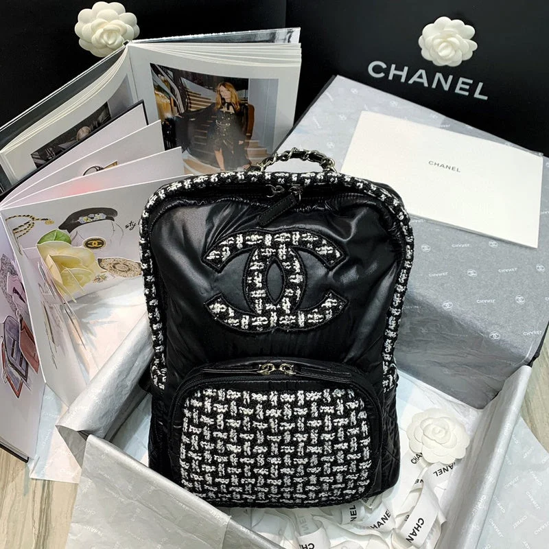 Chanel Quilted Leather Shoulder Bag for FashionistasChanel -Bags - CHL Bags - 1049